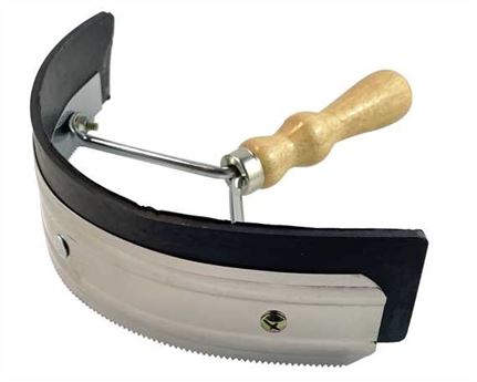  SADDLE DOCTOR SWEAT SCRAPER METAL TEETH & WOODEN HANDLE